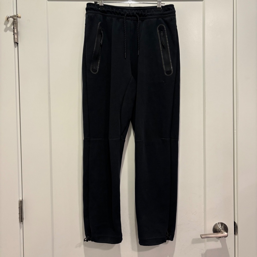Nike Tech Fleece Black Joggers Mens Small Athletic Sweatpants Activewear